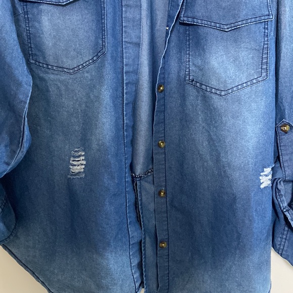 CHARLOTTE RUSSE JEAN BLOUSE Size medium - Picture 5 of 11